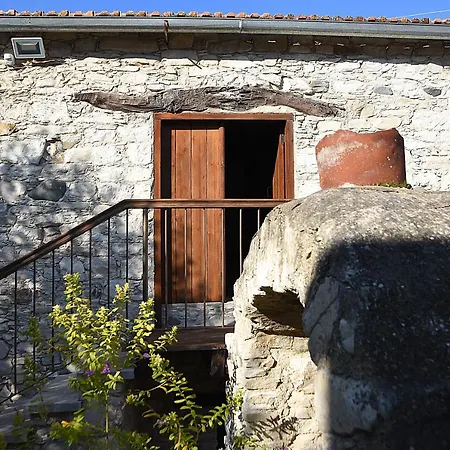 To Konatzi Tou Flokka Apartament