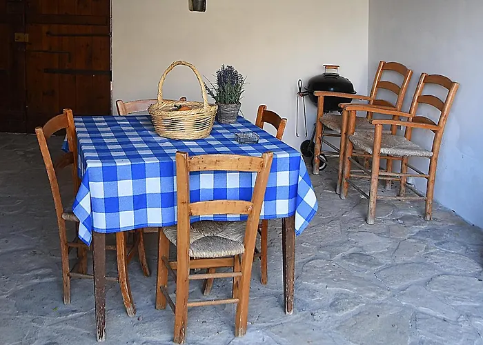 To Konatzi Tou Flokka Agios Theodoros