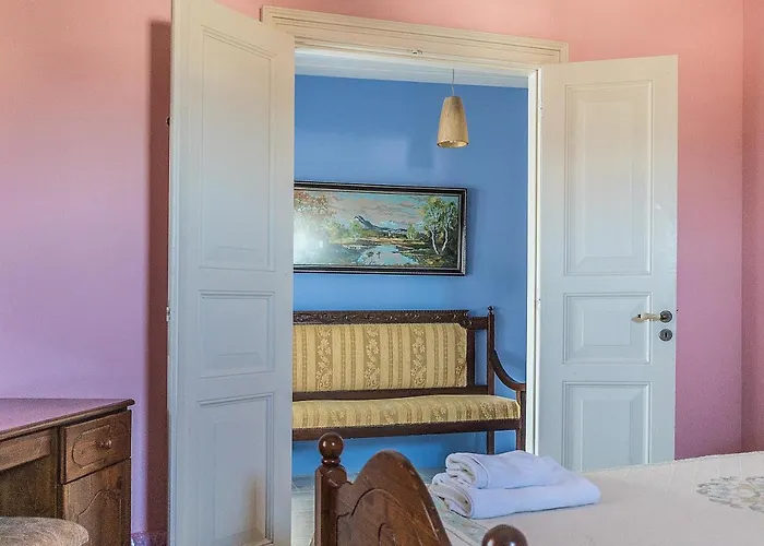 To Konatzi Tou Flokka