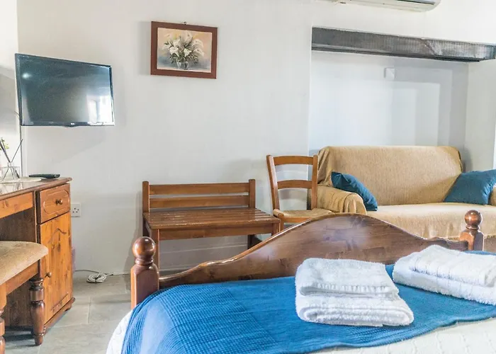 To Konatzi Tou Flokka *